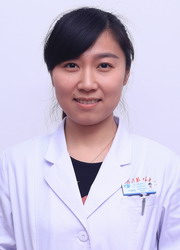 葉曉雨醫(yī)師（視光門(mén)診）