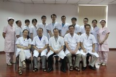 <strong><font color='#990000'>熱烈祝賀我院眼底病?？祈樌ㄟ^廈門</font></strong>